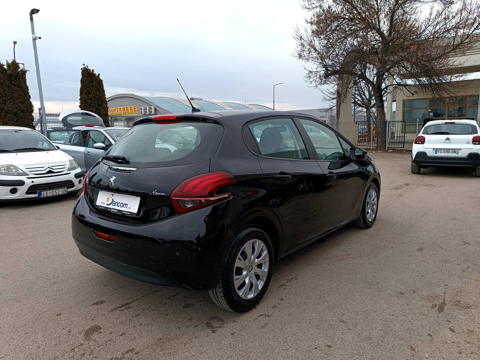 Fotografija za 2768 Peugeot 208 1.2 PureTECH