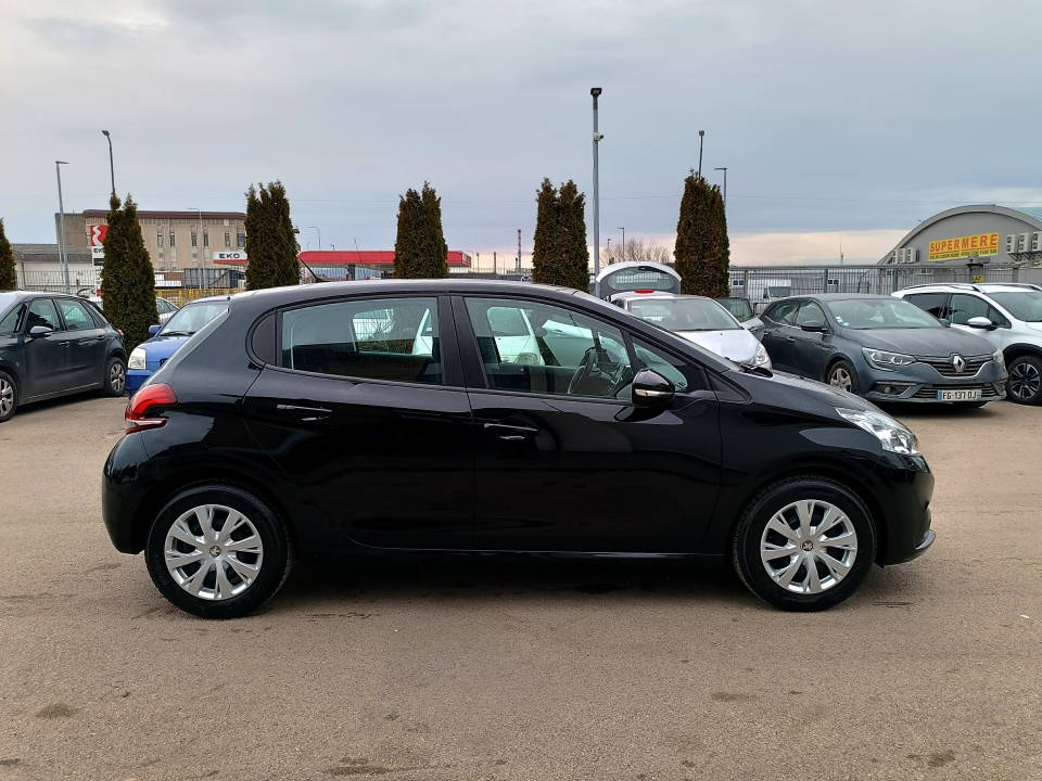 Fotografija za 2768 Peugeot 208 1.2 PureTECH