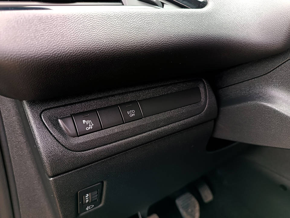 Fotografija za 2768 Peugeot 208 1.2 PureTECH