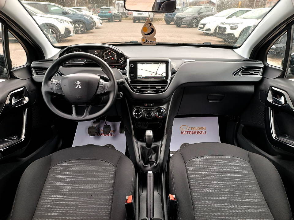 Fotografija za 2768 Peugeot 208 1.2 PureTECH