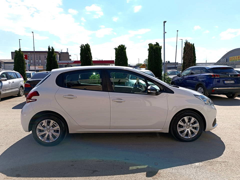 Fotografija za 2770 Peugeot 208 1.5BlueHDI Premium Pack