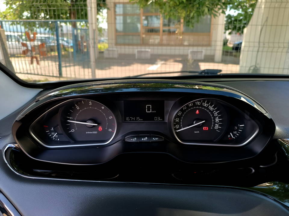 Fotografija za 2770 Peugeot 208 1.5BlueHDI Premium Pack