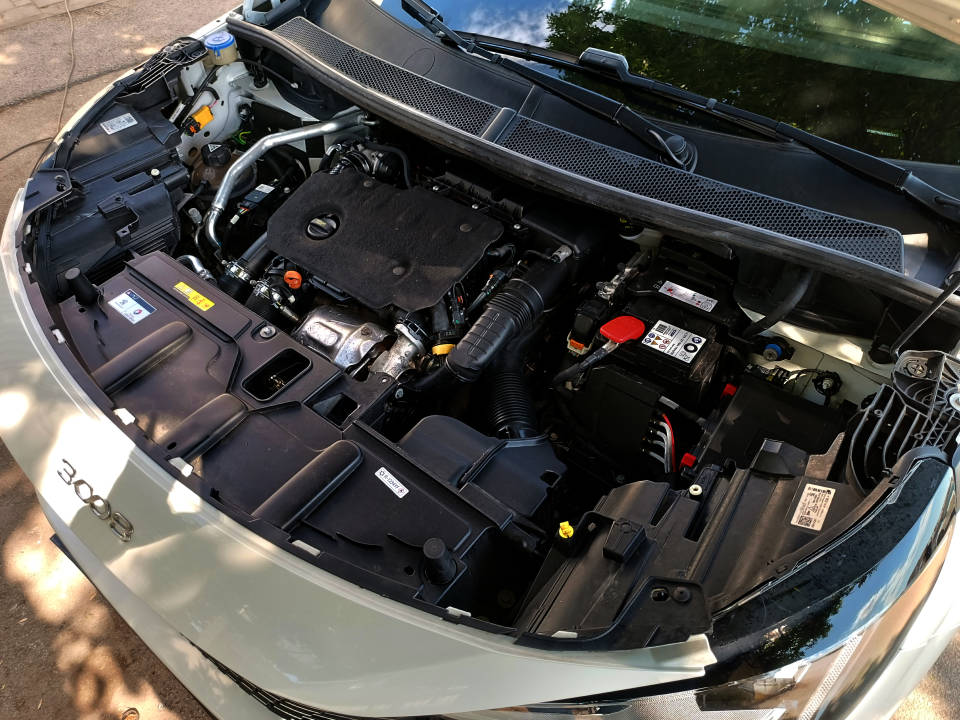 Fotografija za 2797 Peugeot 3008 1.5BlueHDI GT-Line