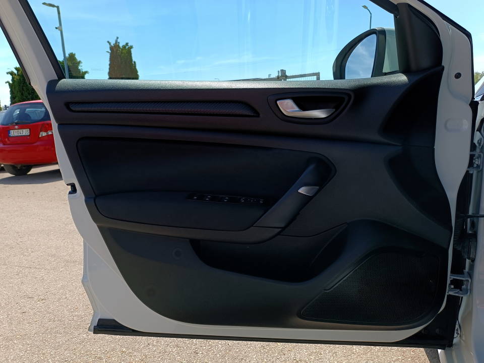 Fotografija za 2800 Renault Megane 1.5BlueDCI AT7