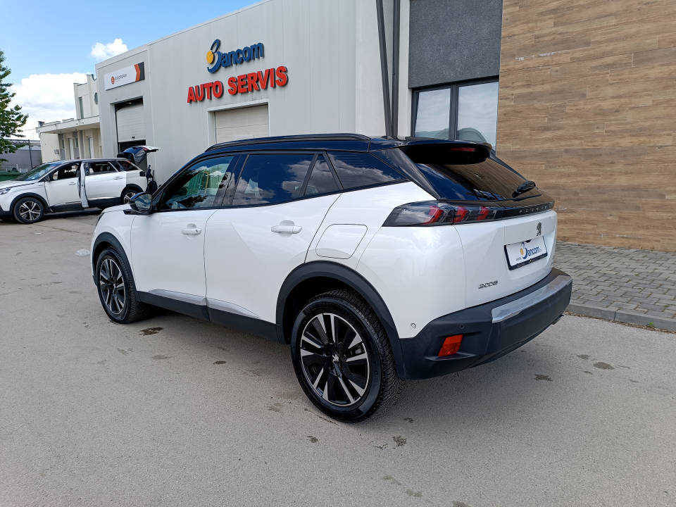 Fotografija za 2803 Peugeot 2008 1.5BluHDI