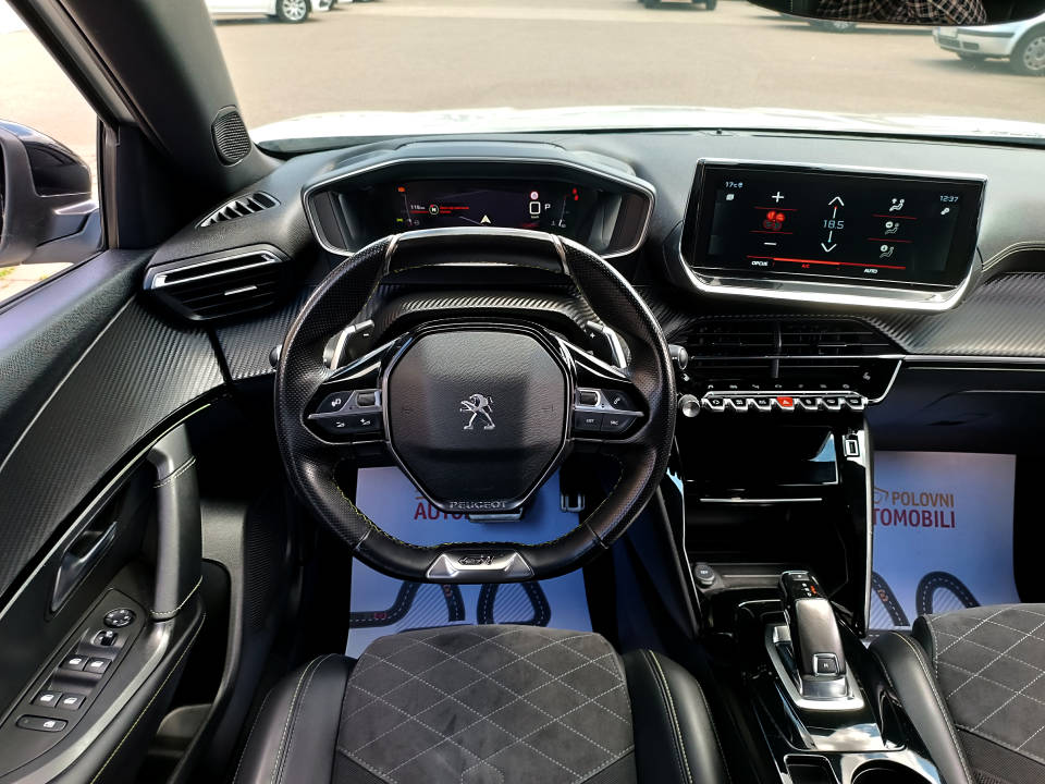 Fotografija za 2803 Peugeot 2008 1.5BluHDI