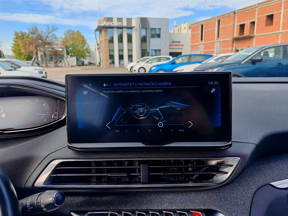 Fotografija za 2866 Peugeot 5008 1.5BlueHDI Allure