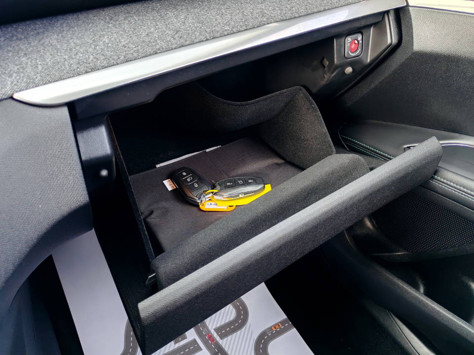 Fotografija za 2866 Peugeot 5008 1.5BlueHDI Allure