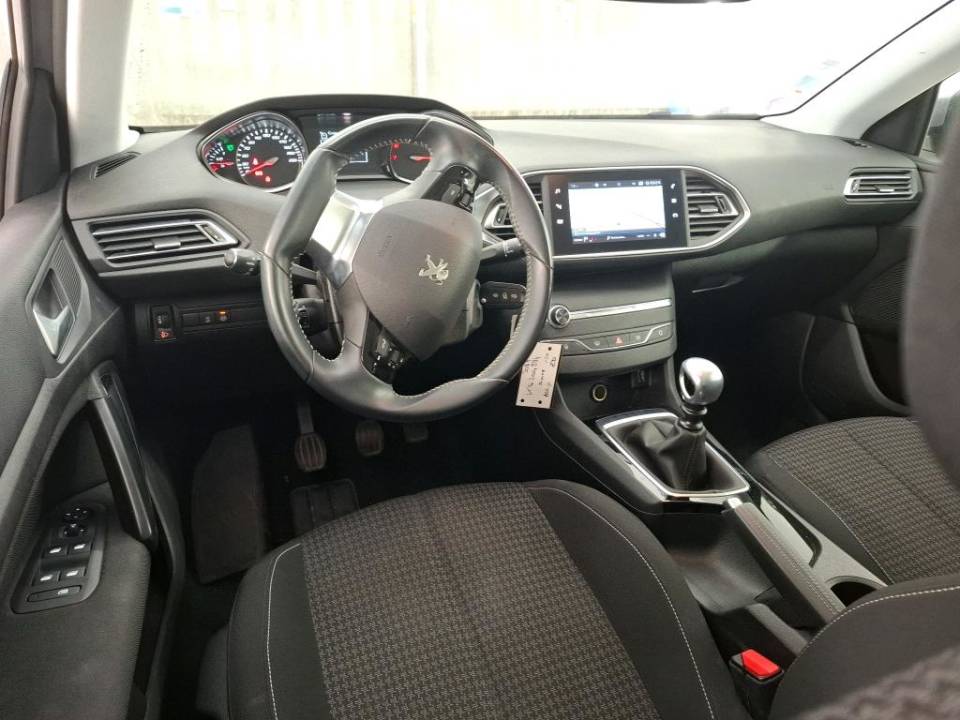 Fotografija za 2873 Peugeot 308 1.2PureTECH