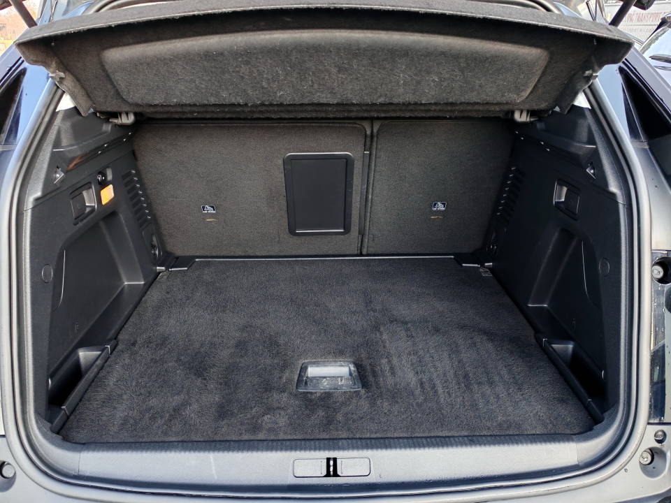 Fotografija za 2879 Peugeot 3008 1.5BlueHDI Active AT8