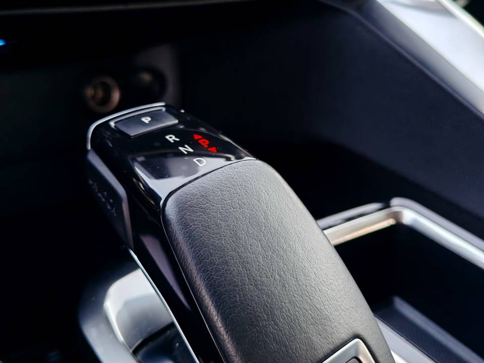 Fotografija za 2879 Peugeot 3008 1.5BlueHDI Active AT8