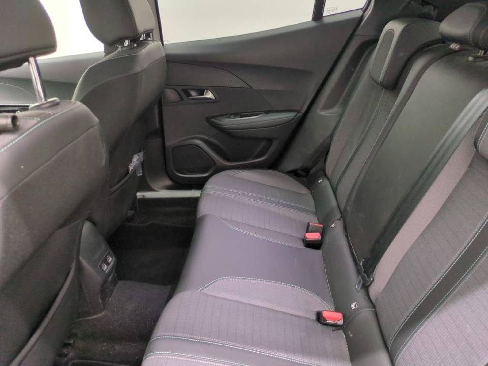 Fotografija za 2880 Peugeot 2008 1.5BlueHDI Allure