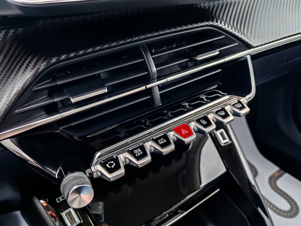 Fotografija za 2880 Peugeot 2008 1.5BlueHDI Allure