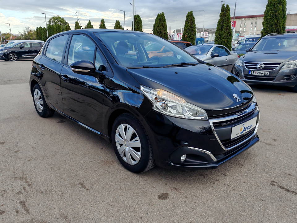 Fotografija za 2882 Peugeot 208 1.6BlueHDI