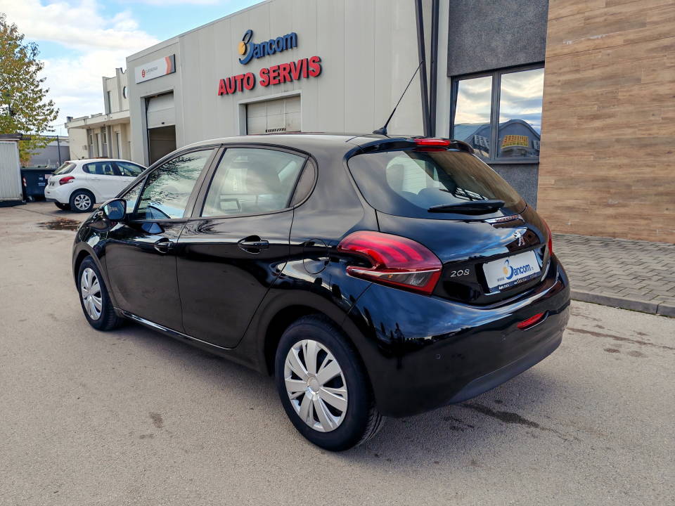 Fotografija za 2882 Peugeot 208 1.6BlueHDI