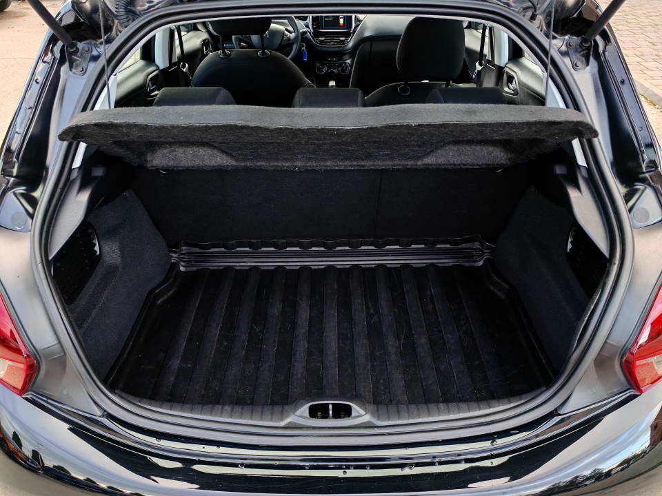 Fotografija za 2882 Peugeot 208 1.6BlueHDI