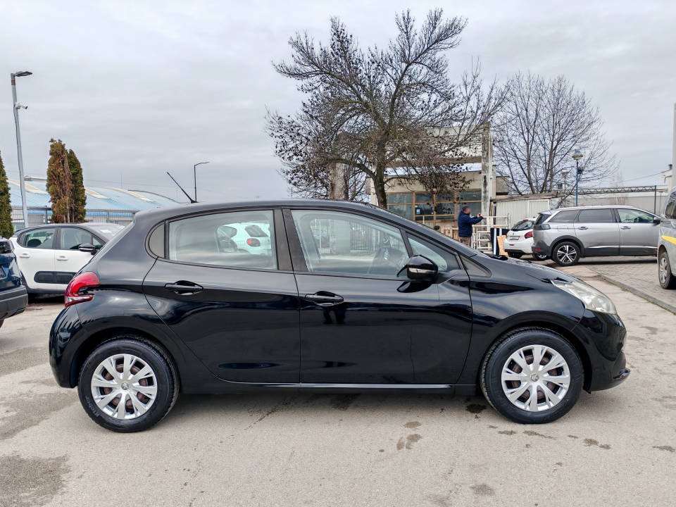 Fotografija za 2901 Peugeot 208 1.2 PureTECH
