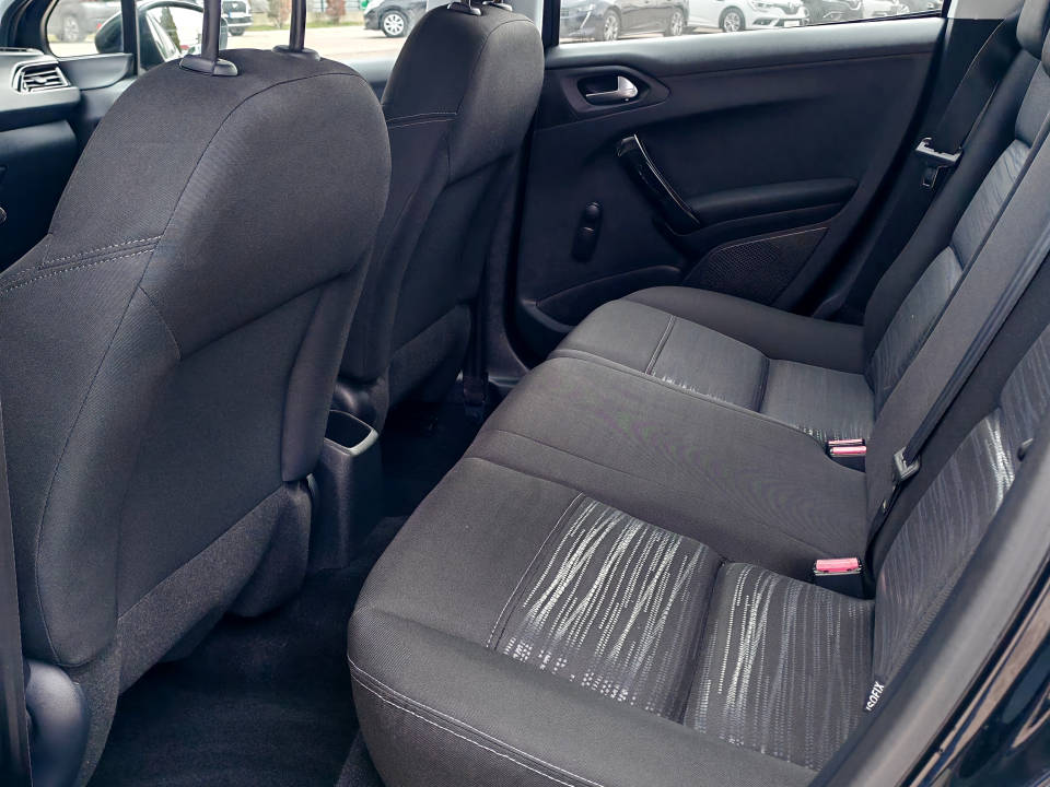 Fotografija za 2901 Peugeot 208 1.2 PureTECH