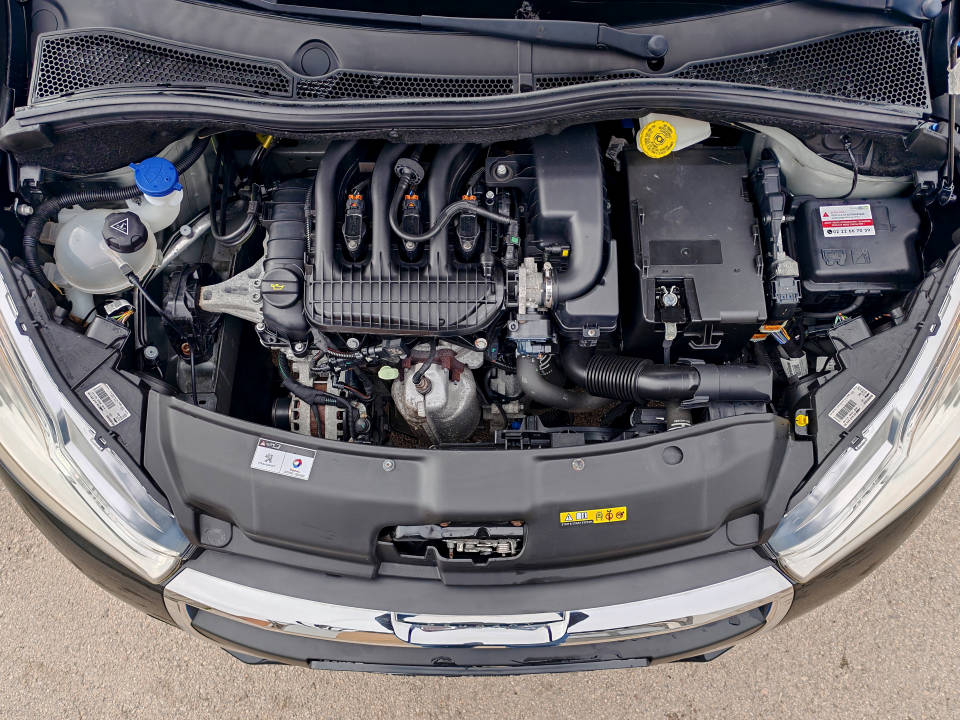 Fotografija za 2901 Peugeot 208 1.2 PureTECH