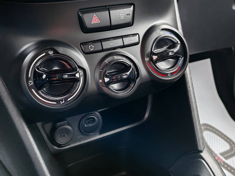 Fotografija za 2901 Peugeot 208 1.2 PureTECH