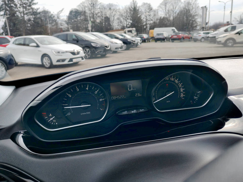 Fotografija za 2901 Peugeot 208 1.2 PureTECH