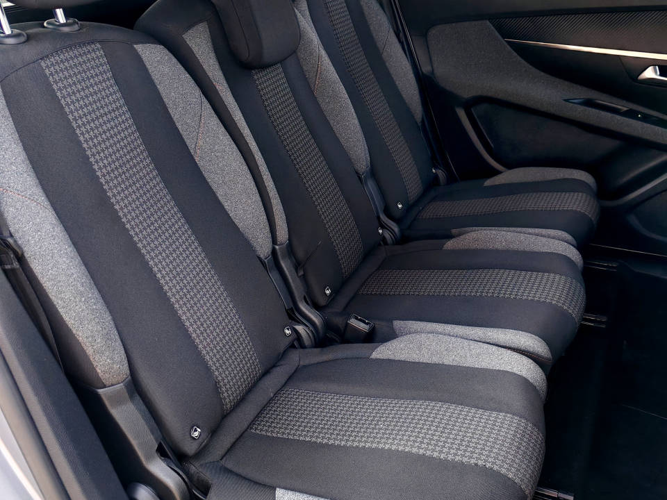 Fotografija za 2912 Peugeot 5008 1.5BlueHDI ACTIVE 7 AT8