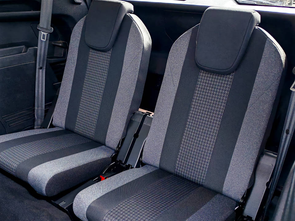 Fotografija za 2912 Peugeot 5008 1.5BlueHDI ACTIVE 7 AT8