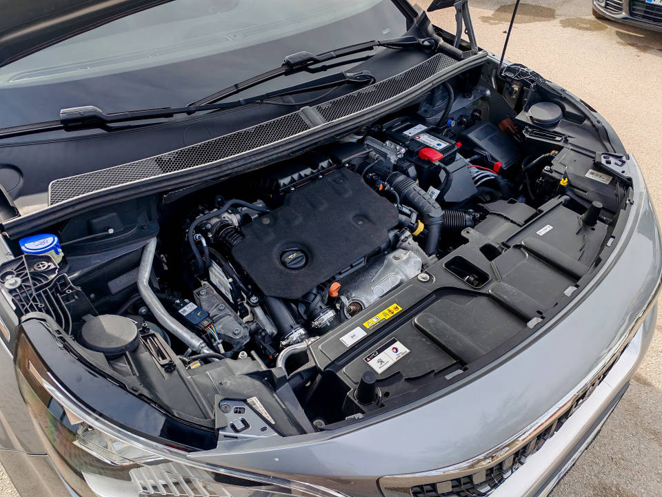 Fotografija za 2912 Peugeot 5008 1.5BlueHDI ACTIVE 7 AT8