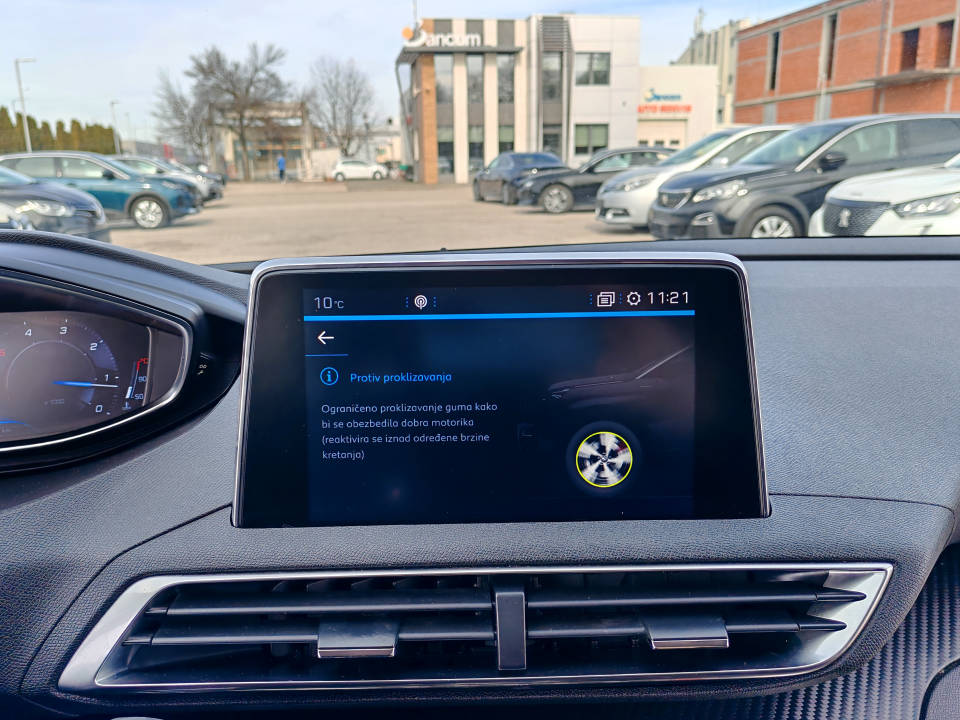 Fotografija za 2912 Peugeot 5008 1.5BlueHDI ACTIVE 7 AT8