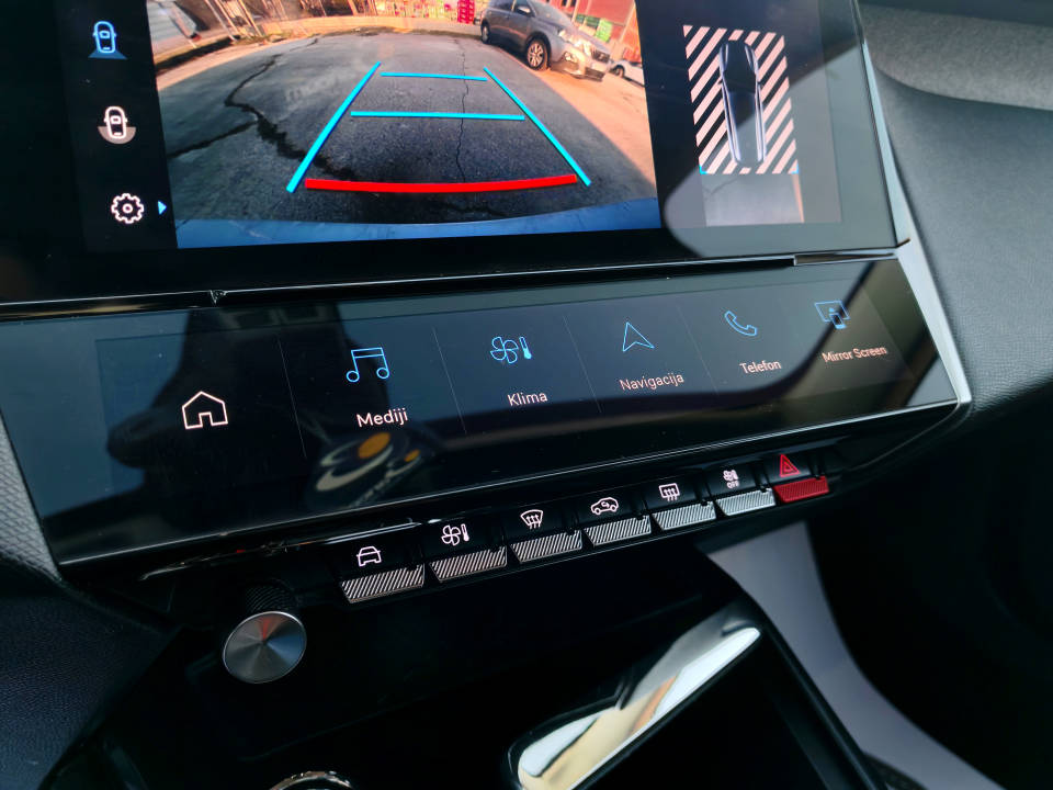 Fotografija za 2915 Peugeot 308 SW 1.5BlueHDI ALLURE