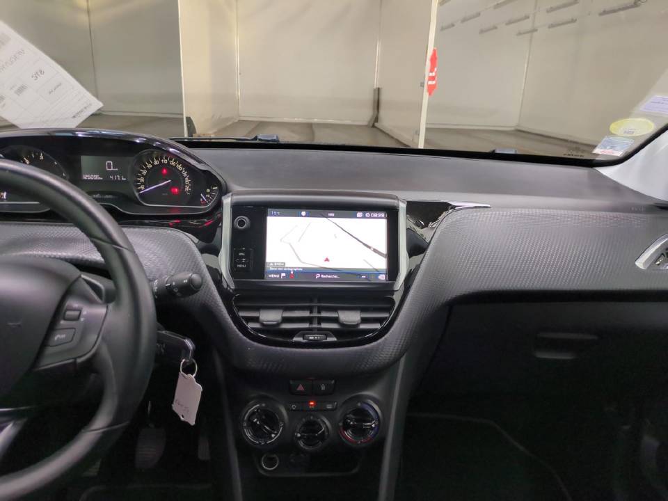 Fotografija za 2916 Peugeot 2008 1.5BlueHDI Active