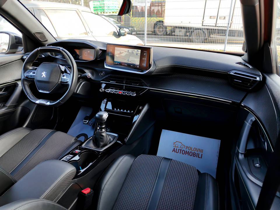 Fotografija za 2917 Peugeot 2008 1.2PureTECH GT-Line