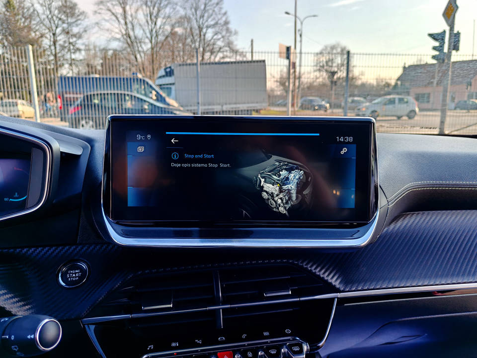 Fotografija za 2917 Peugeot 2008 1.2PureTECH GT-Line