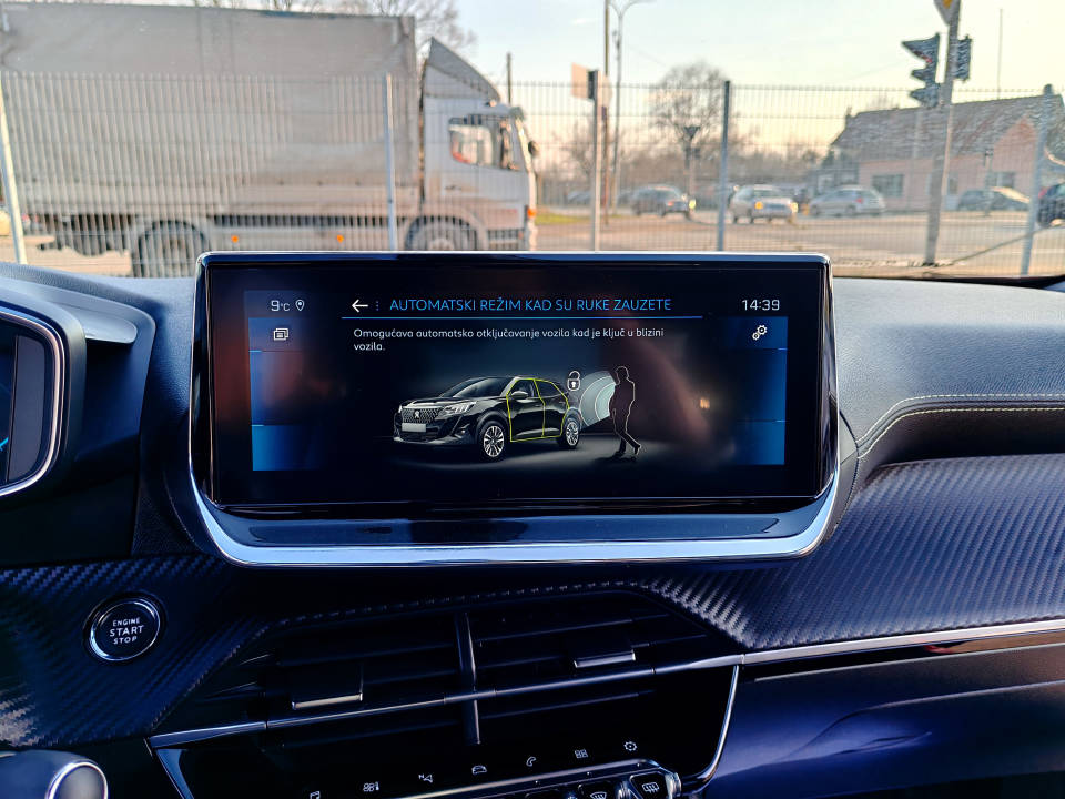 Fotografija za 2917 Peugeot 2008 1.2PureTECH GT-Line