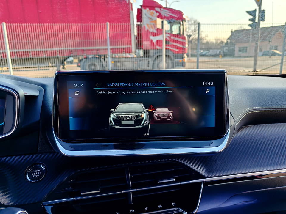 Fotografija za 2917 Peugeot 2008 1.2PureTECH GT-Line