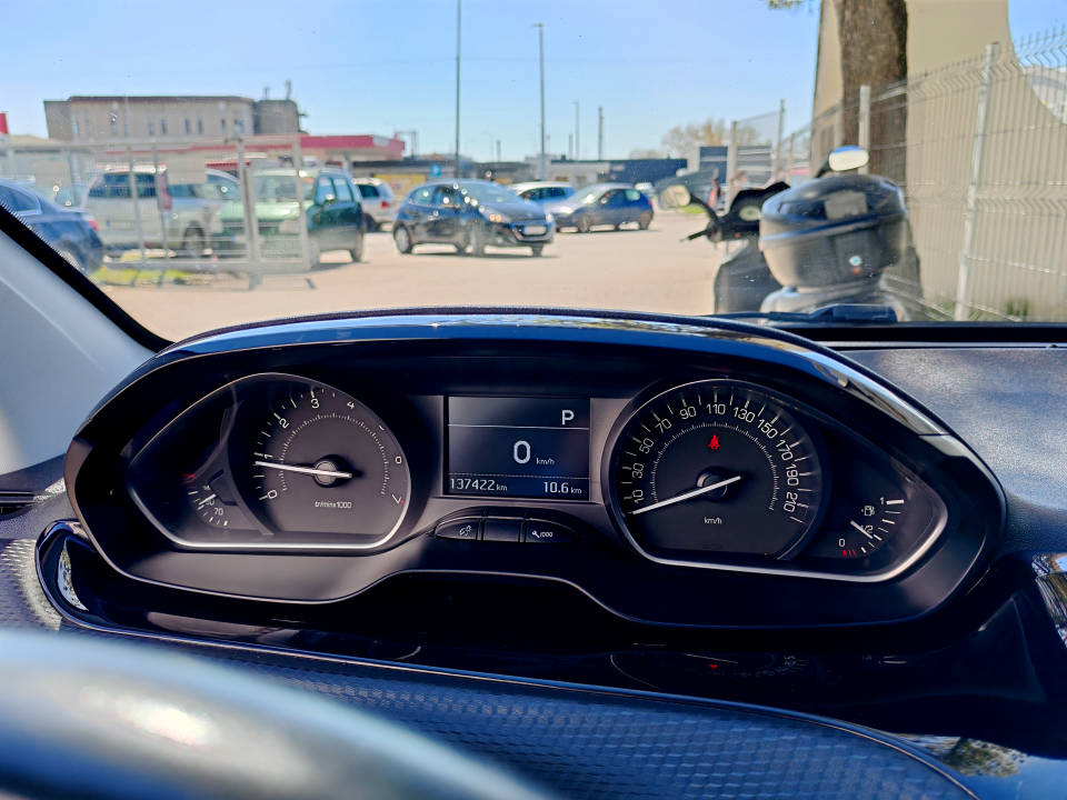 Fotografija za 2926 Peugeot 208 1.2PureTECH Automatik