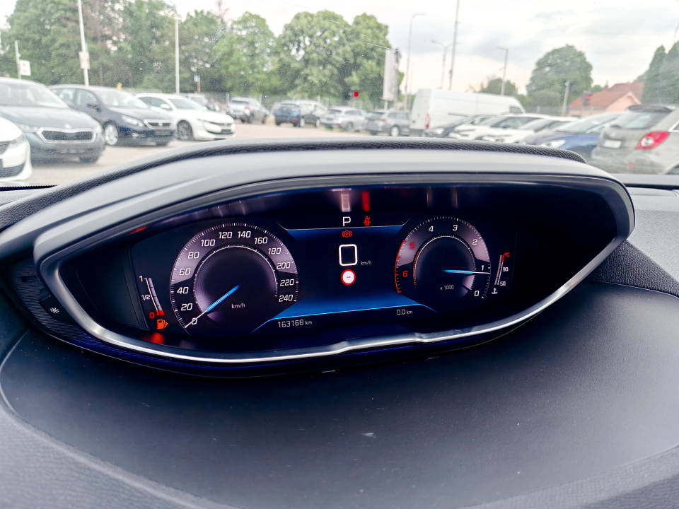 Fotografija za 2959 Peugeot 3008 1.5BlueHDI AT8 FL
