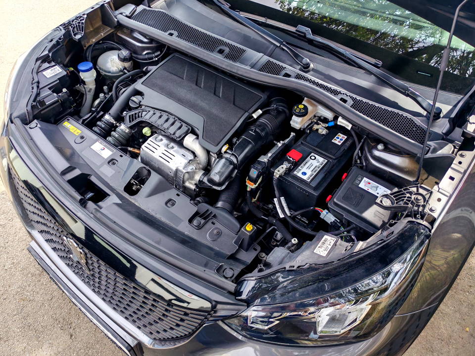 Fotografija za 2965 Peugeot 2008 1.2PureTECH