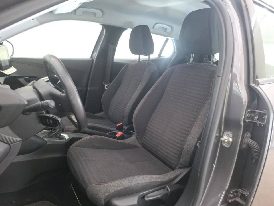 Fotografija za 2978 Peugeot 2008 1.2PureTECH Active