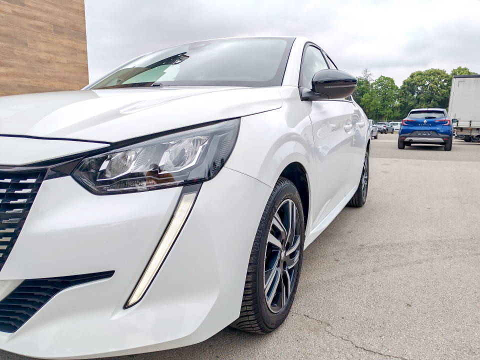 Fotografija za 2986 Peugeot 208 1.2PureTECH Automatik