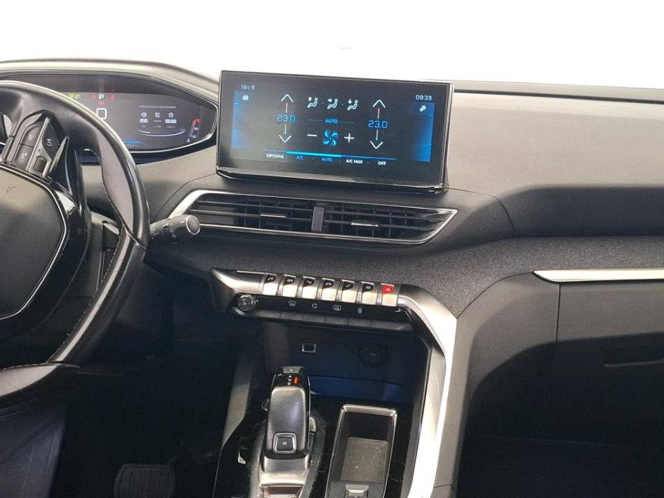Fotografija za 2988 Peugeot 3008 1.5BlueHDI Allure