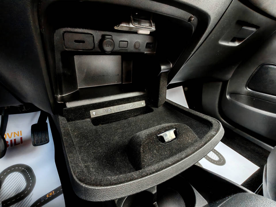 Fotografija za 2991 Citroen SpaceTourer 1.5BlueHDI Feel AT8