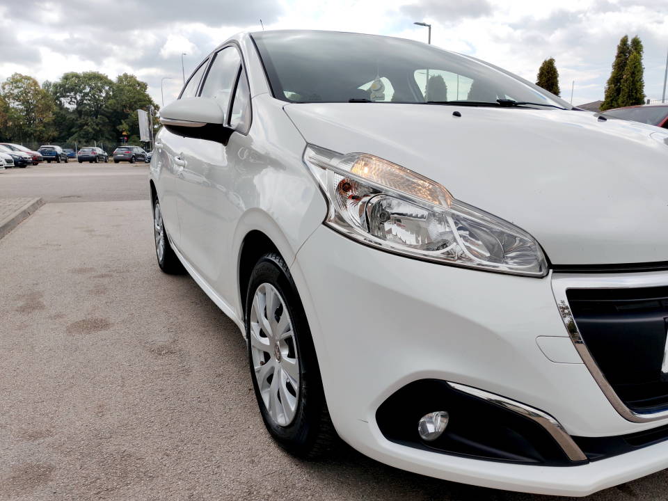 Fotografija za 3007 Peugeot 208 1.5BlueHDI Active
