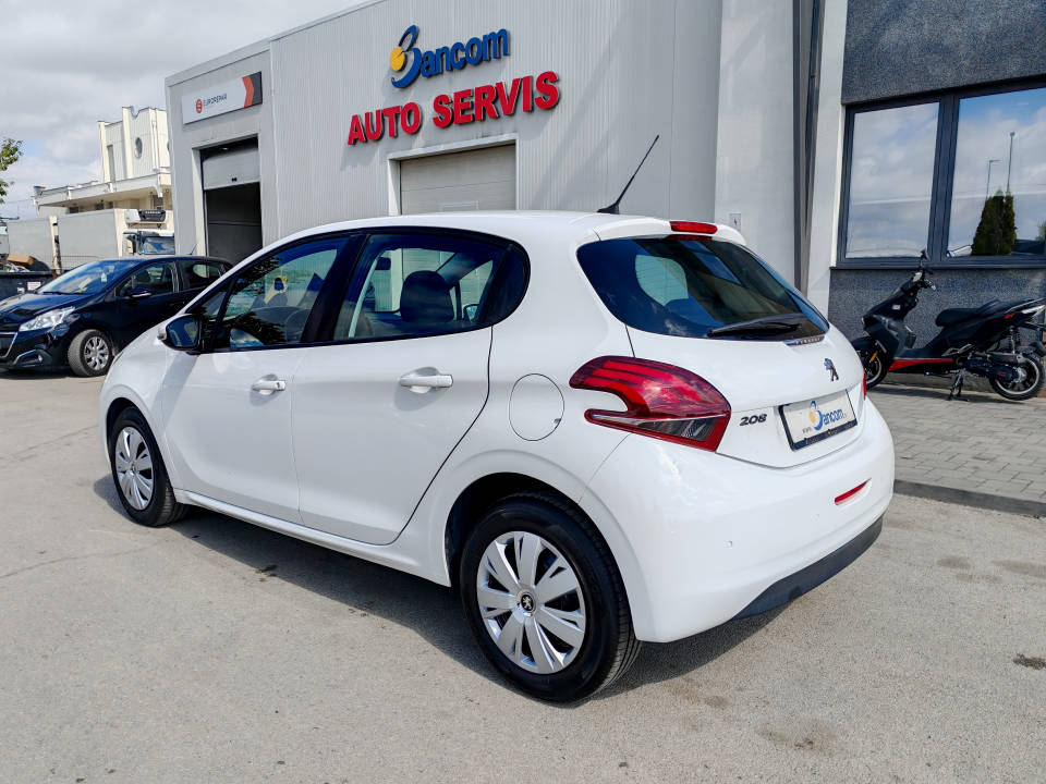 Fotografija za 3009 Peugeot 208 1.2PureTECH