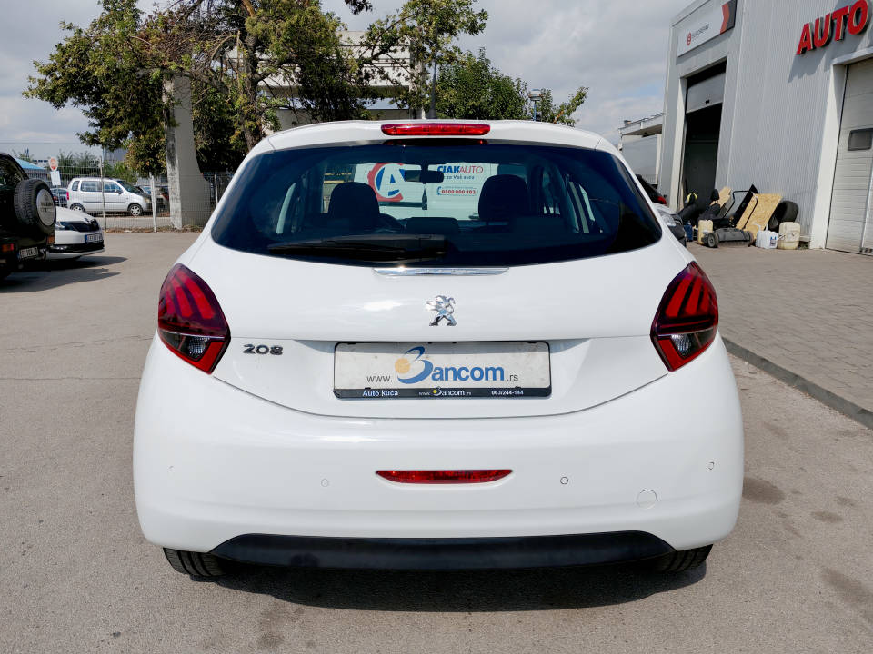 Fotografija za 3009 Peugeot 208 1.2PureTECH