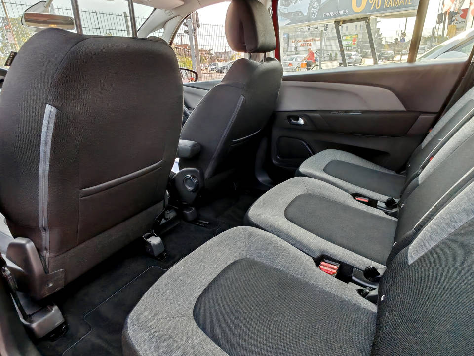 Fotografija za 3014 Citroen Grand Spacetourer 1.5BlueHDI Feel