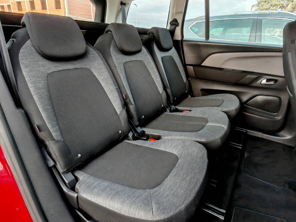 Fotografija za 3014 Citroen Grand Spacetourer 1.5BlueHDI Feel