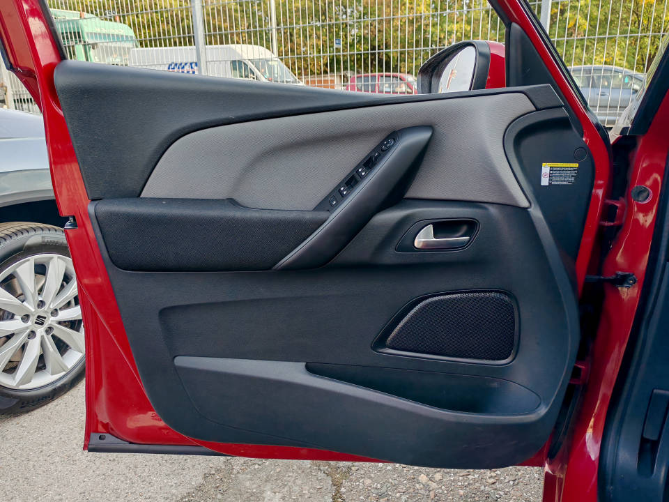 Fotografija za 3014 Citroen Grand Spacetourer 1.5BlueHDI Feel