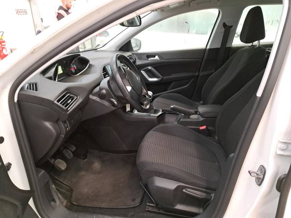 Fotografija za 2729 Peugeot 308 1.5BlueHDI