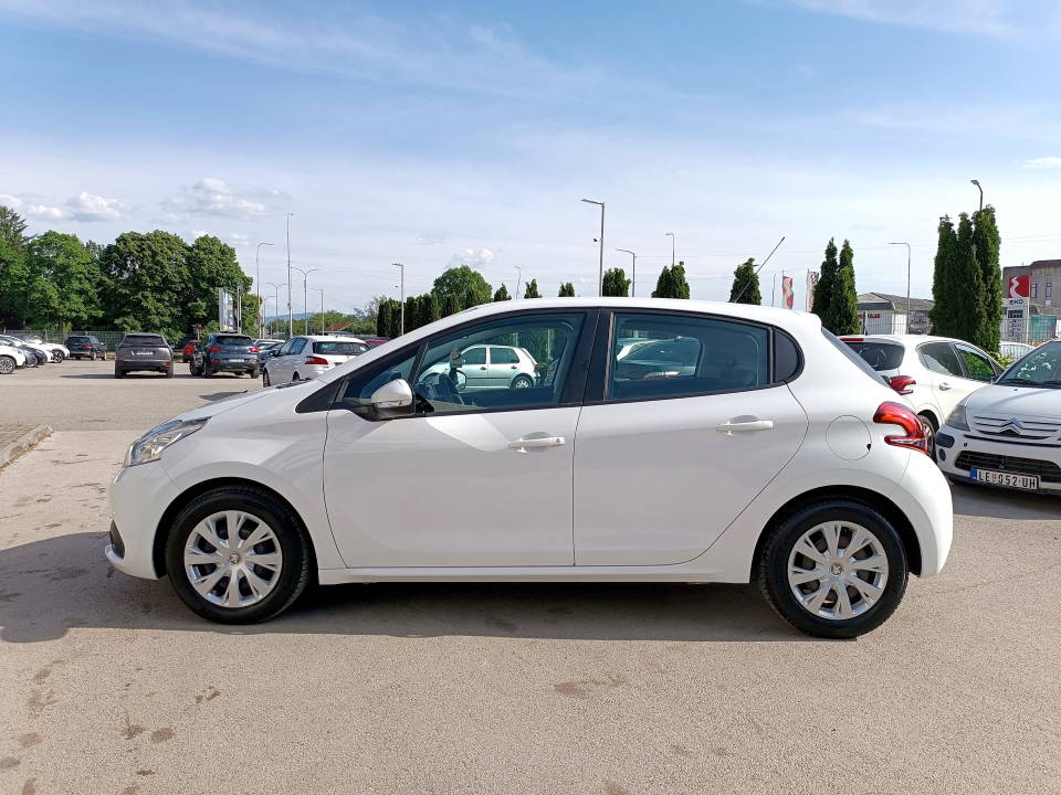 Fotografija za 2809 Peugeot 208 1.6 BlueHDI